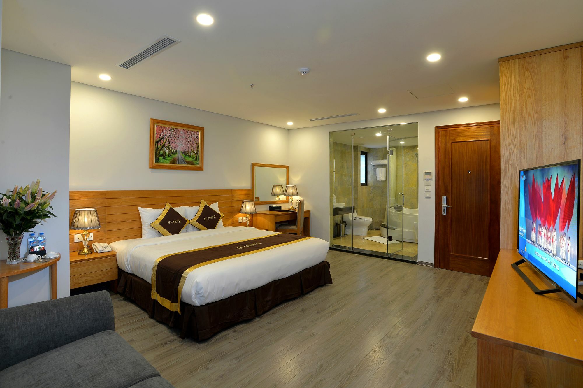 โรงแรมลอนดอน ฮานอย ภายนอก รูปภาพ